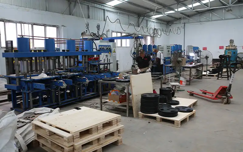 How Dumbbells Are Made: Inside LanDer's Hex Dumbbell Factory